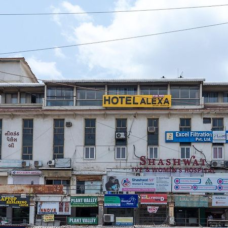 Hotel Alexa By Abc Ahmedabad Eksteriør billede