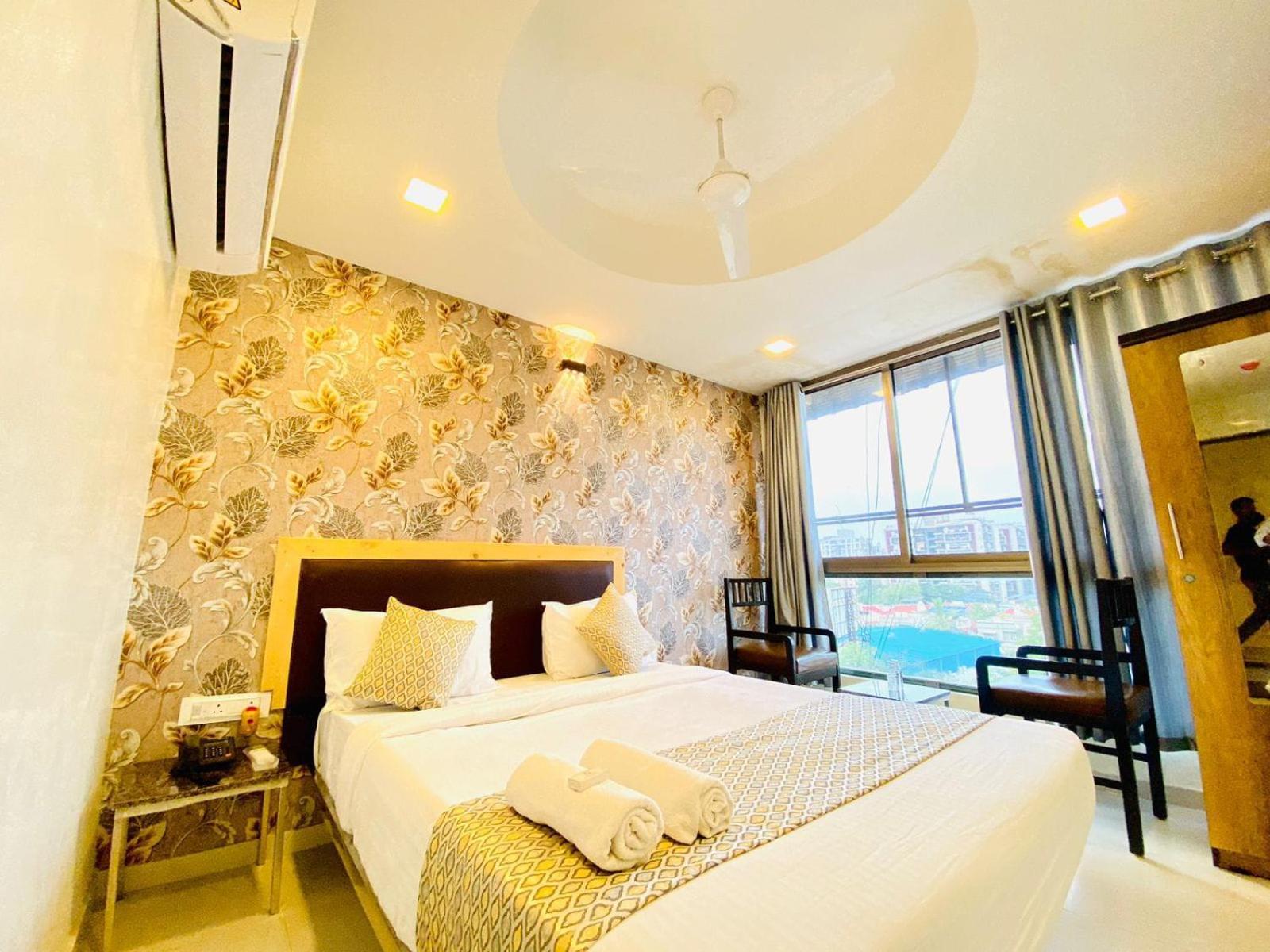 Hotel Alexa By Abc Ahmedabad Eksteriør billede