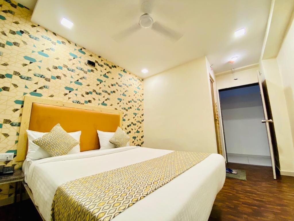 Hotel Alexa By Abc Ahmedabad Eksteriør billede