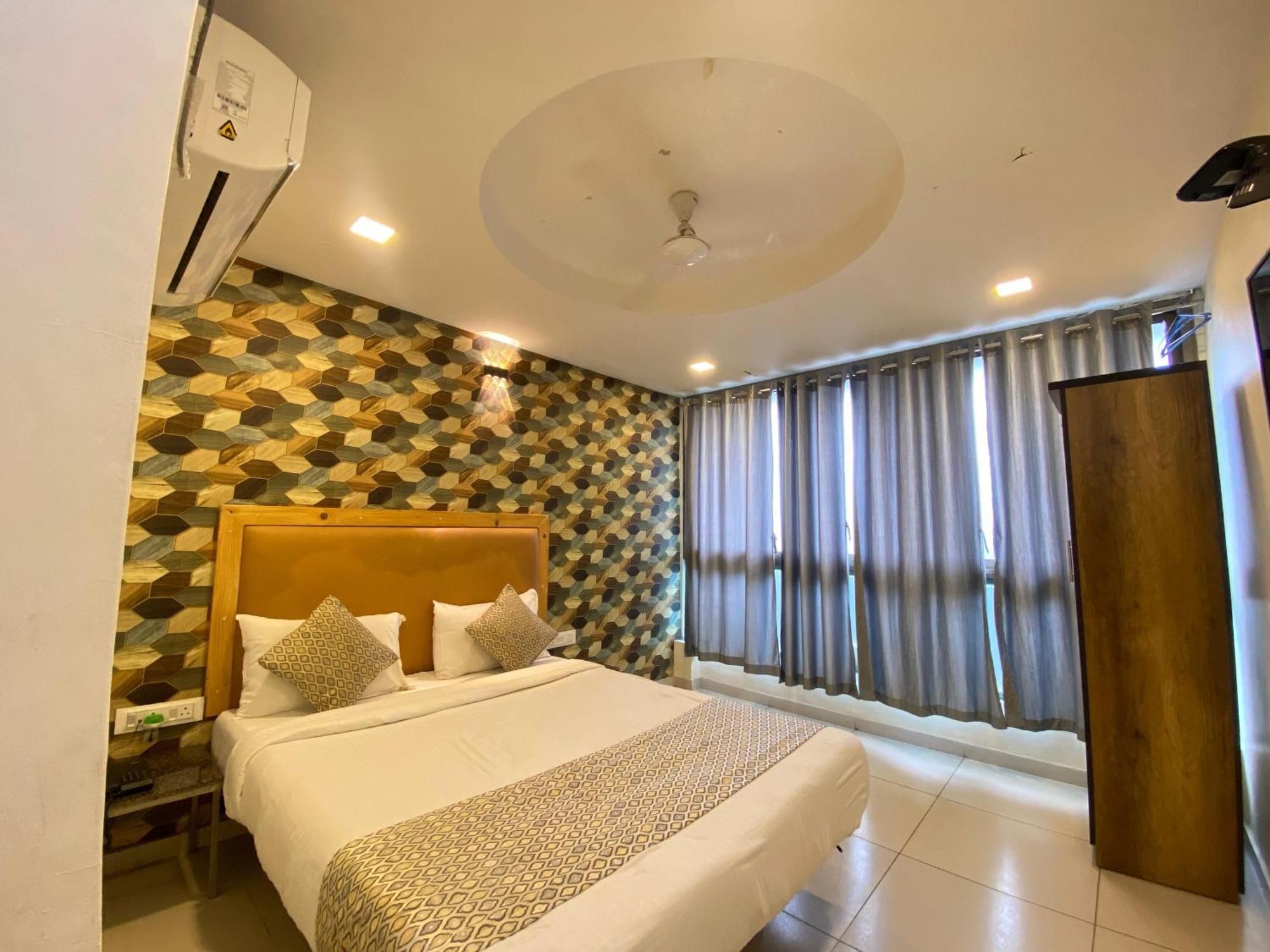 Hotel Alexa By Abc Ahmedabad Eksteriør billede
