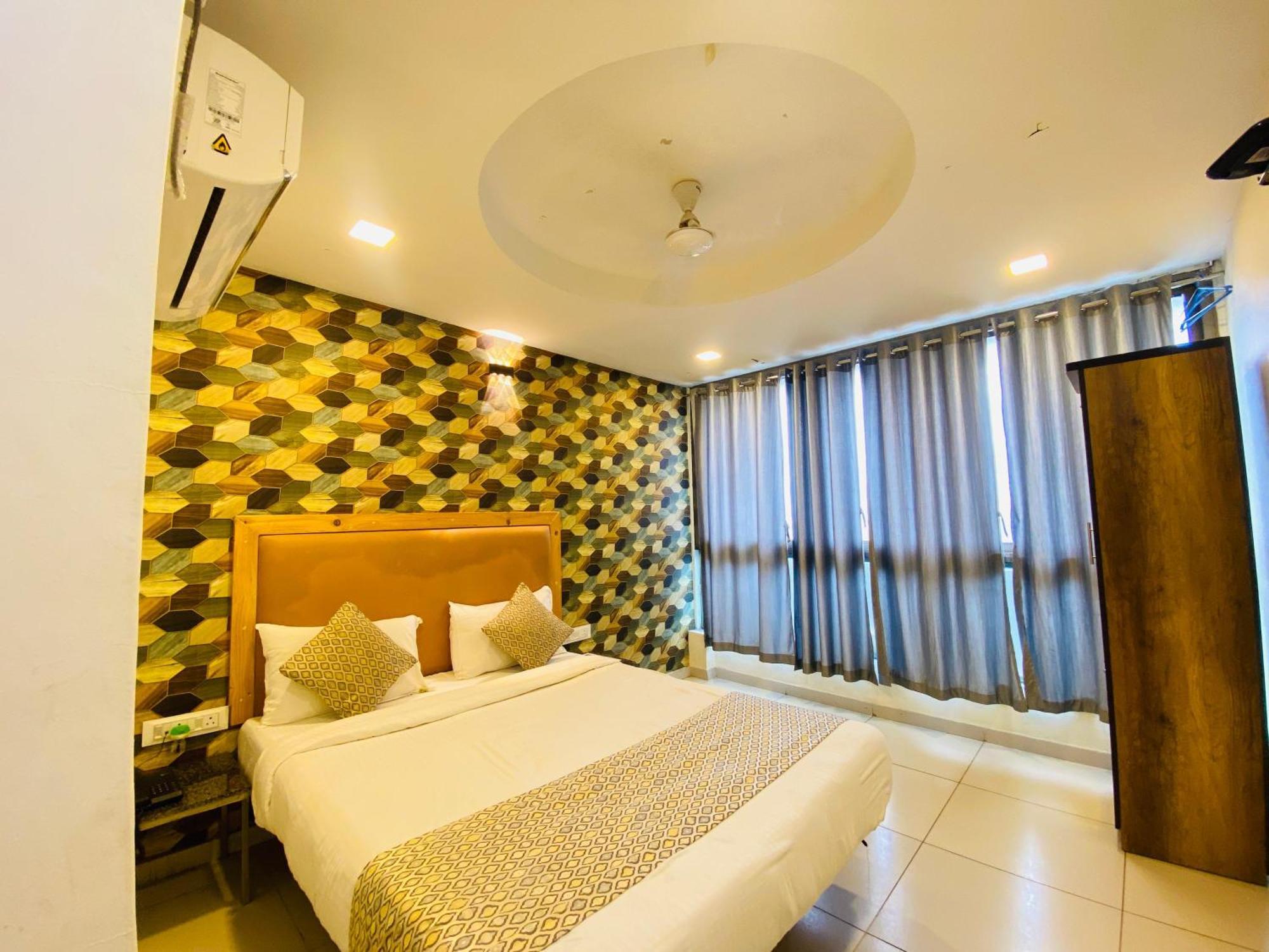 Hotel Alexa By Abc Ahmedabad Eksteriør billede
